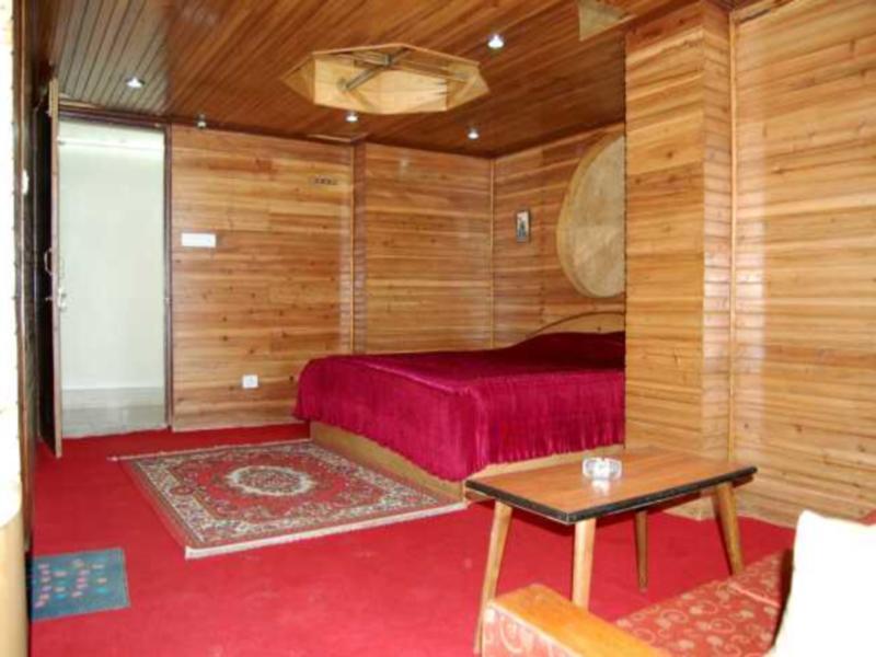 Broadway Hotel Дарджилинг Екстериор снимка